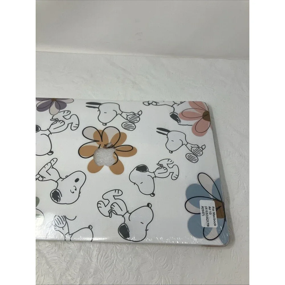 MacBook Air 13 in Case Plastic Hard Shell Cover Snoopy Peanuts A1932 A2179 A2337
